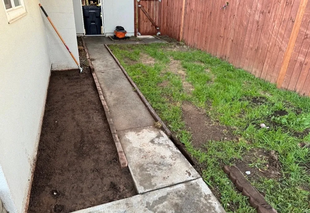 Reliable yard cleanup service experts serving Corona, CA - Jaxon Landscape Services