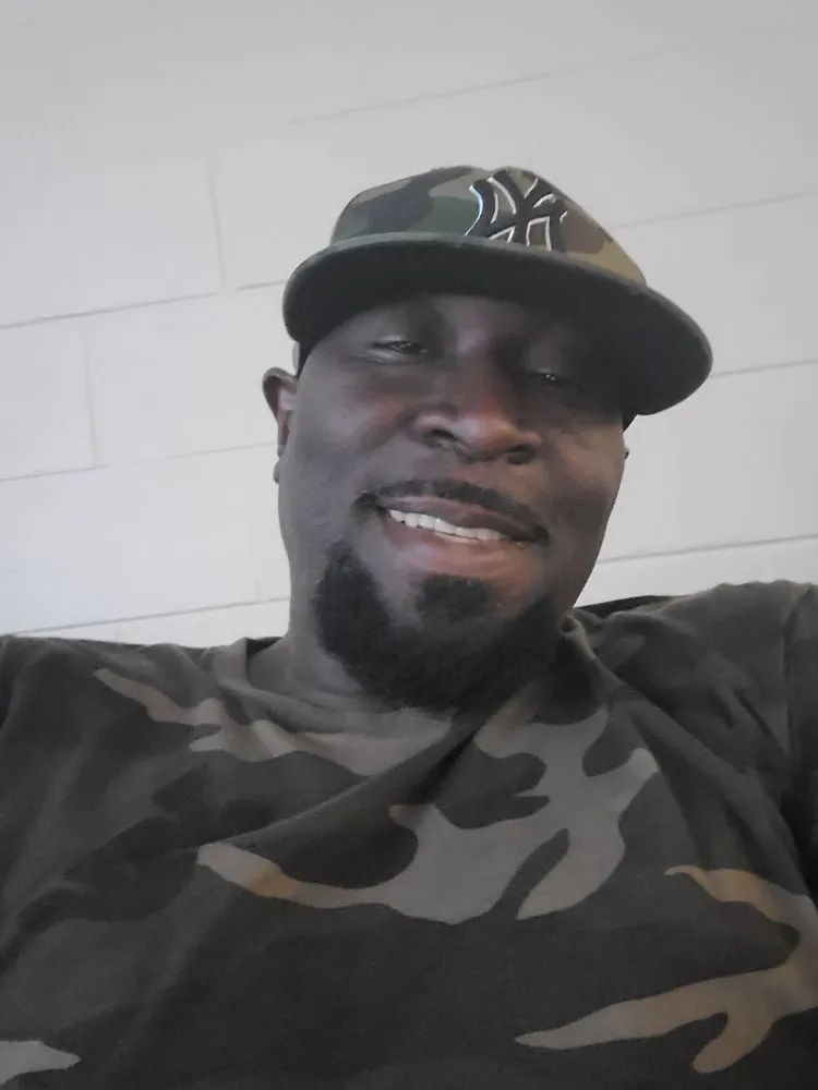 Affordable yard maintenance experts serving Round Rock, TX - Jaxsons lawn and Home service