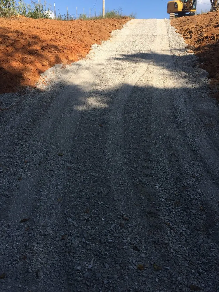 Affordable yard cleanup service experts serving Erwin, TN - Jay Bees