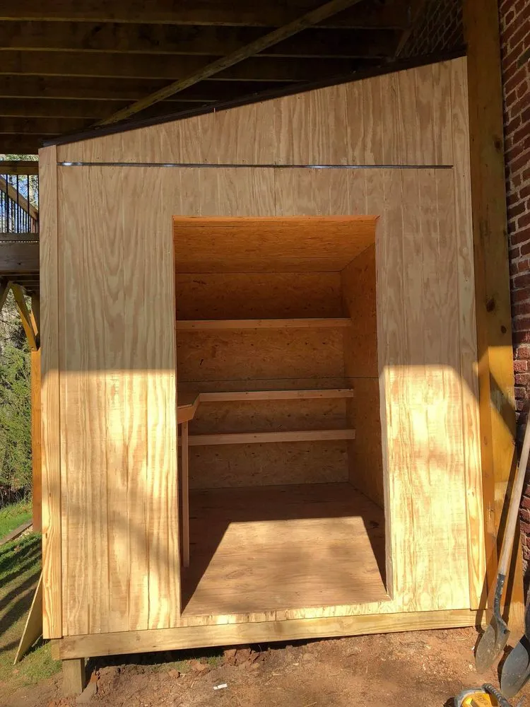 Professional lawn care service experts serving Erwin, TN - Jay Bees