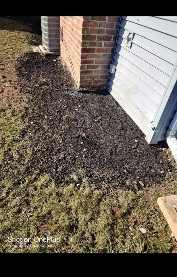 Custom yard cleanup service experts serving East Hartford, CT - Jay C Lawn Service