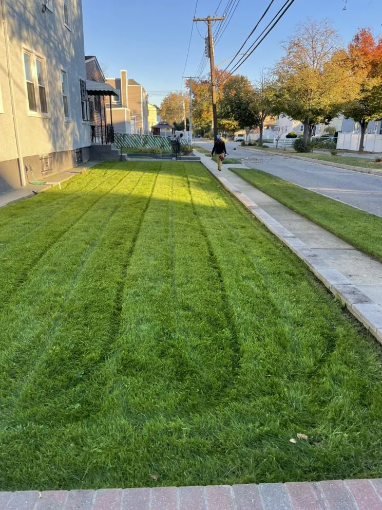 Reliable lawn mowing service for beautiful yards across New York, NY - Jay Mint Landscaping