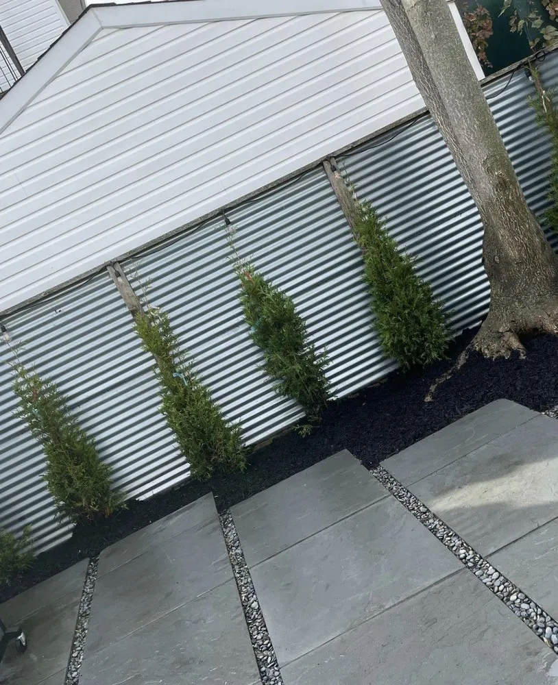 Professional lawn care service in New York, NY by Jay Mint Landscaping