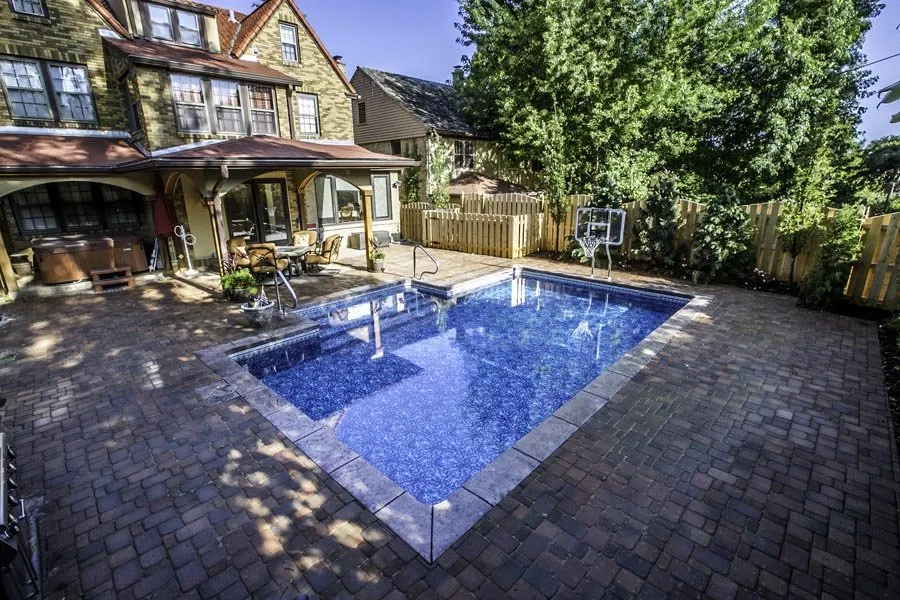 Custom garden landscaping for beautiful yards across Omaha, NE - Jay Moore Landscaping