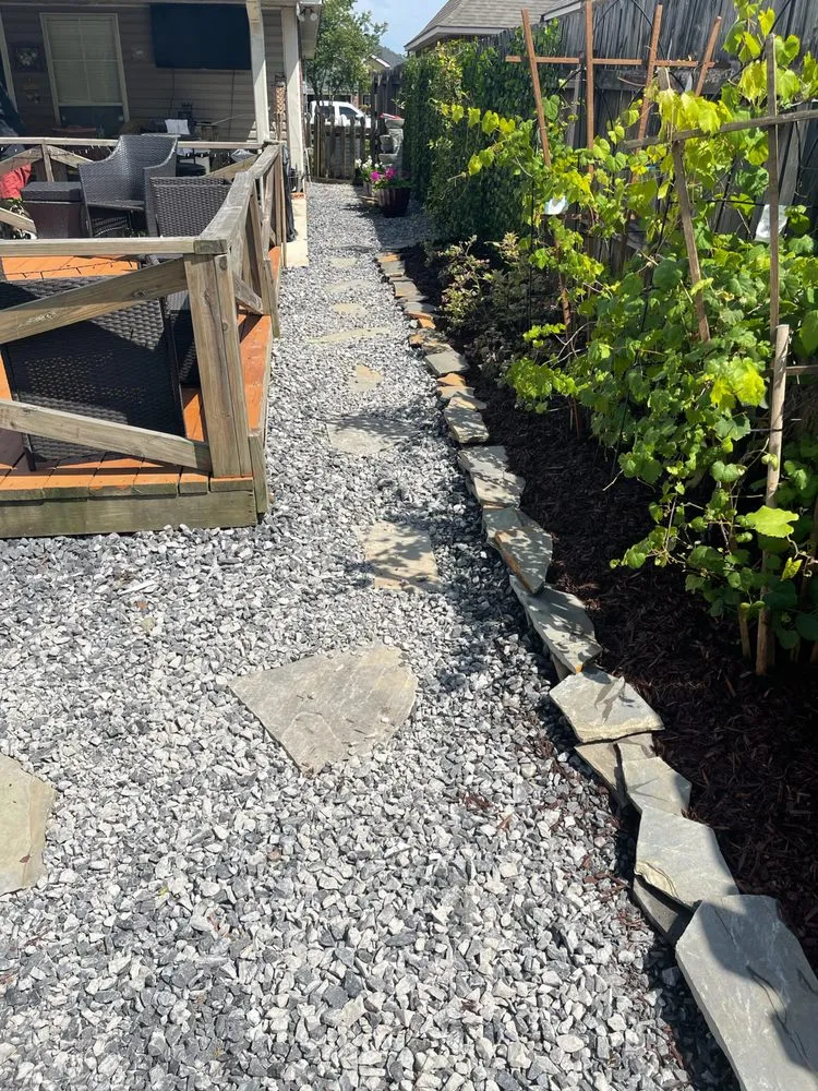 Reliable yard cleanup service with custom design in Baton Rouge, LA by Jay-Starr Tree & Landscaping