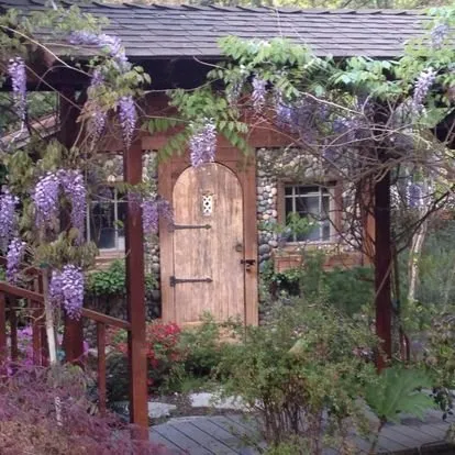 Professional outdoor landscaping experts serving Soquel, CA - Jay Welty Landscaping