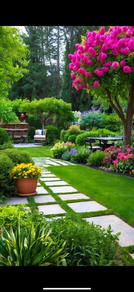Expert landscape design for year-round maintenance across New Canaan, CT - Jaycee Landscaping’s Home and Garden