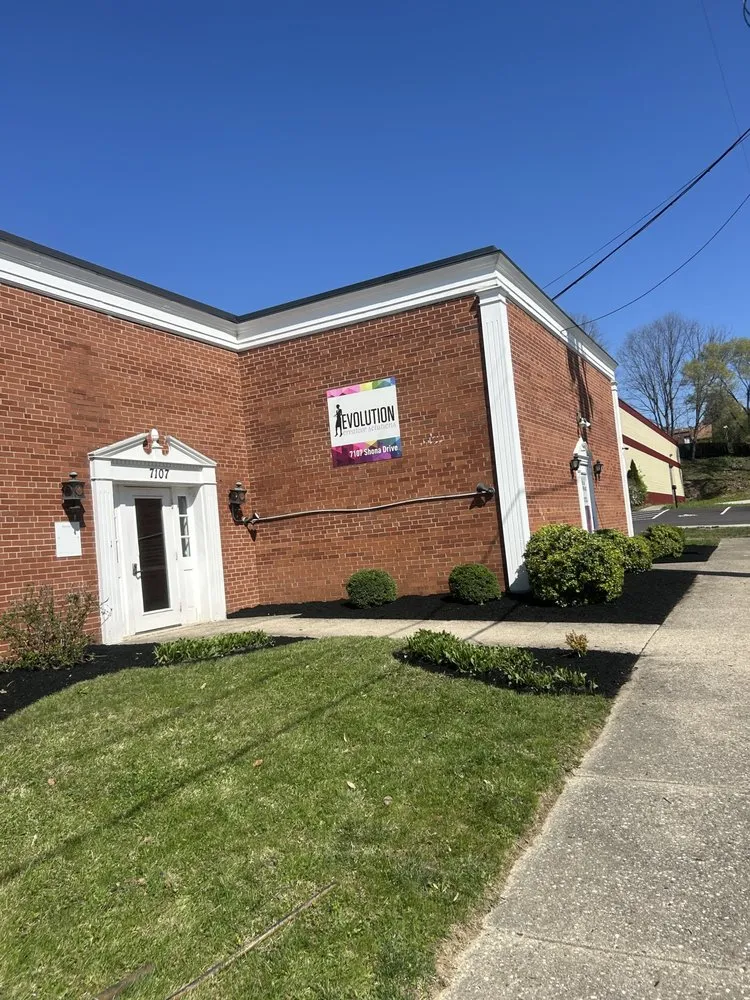 Custom residential landscaping experts serving Cincinnati, OH - Jayco Landscaping Service