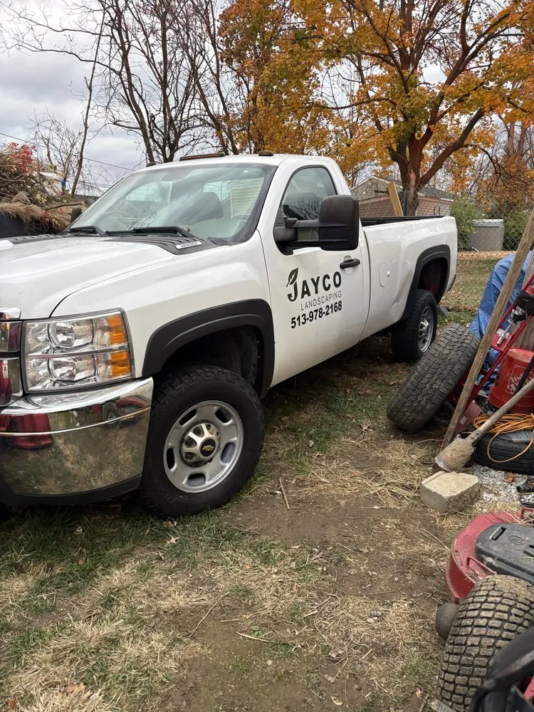 Affordable yard maintenance experts serving Cincinnati, OH - Jayco Landscaping Service