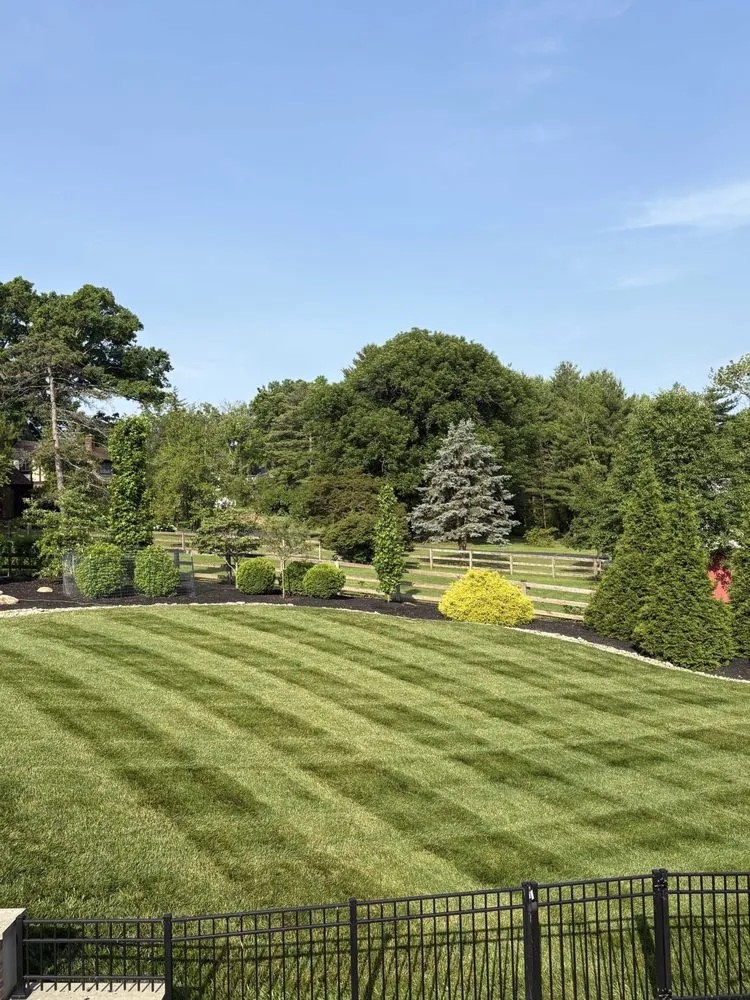 Custom outdoor landscaping experts serving Cincinnati, OH - Jayco Landscaping Service