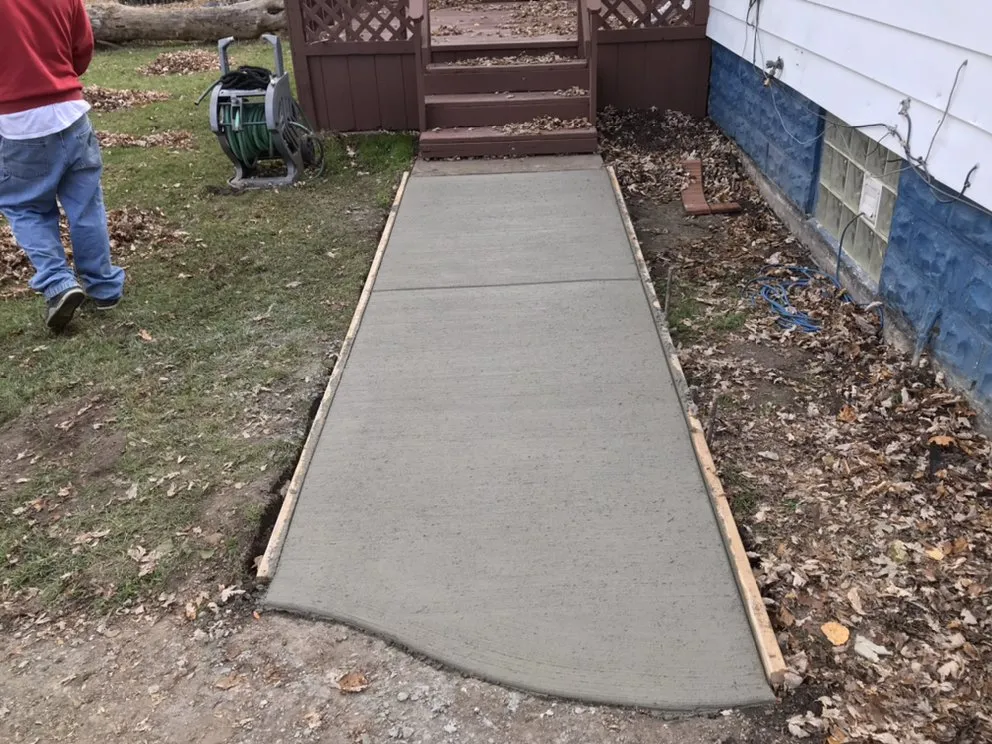 Custom landscaping services experts serving METRO, MI - Jayco Landscaping Snow & Maintenance Services