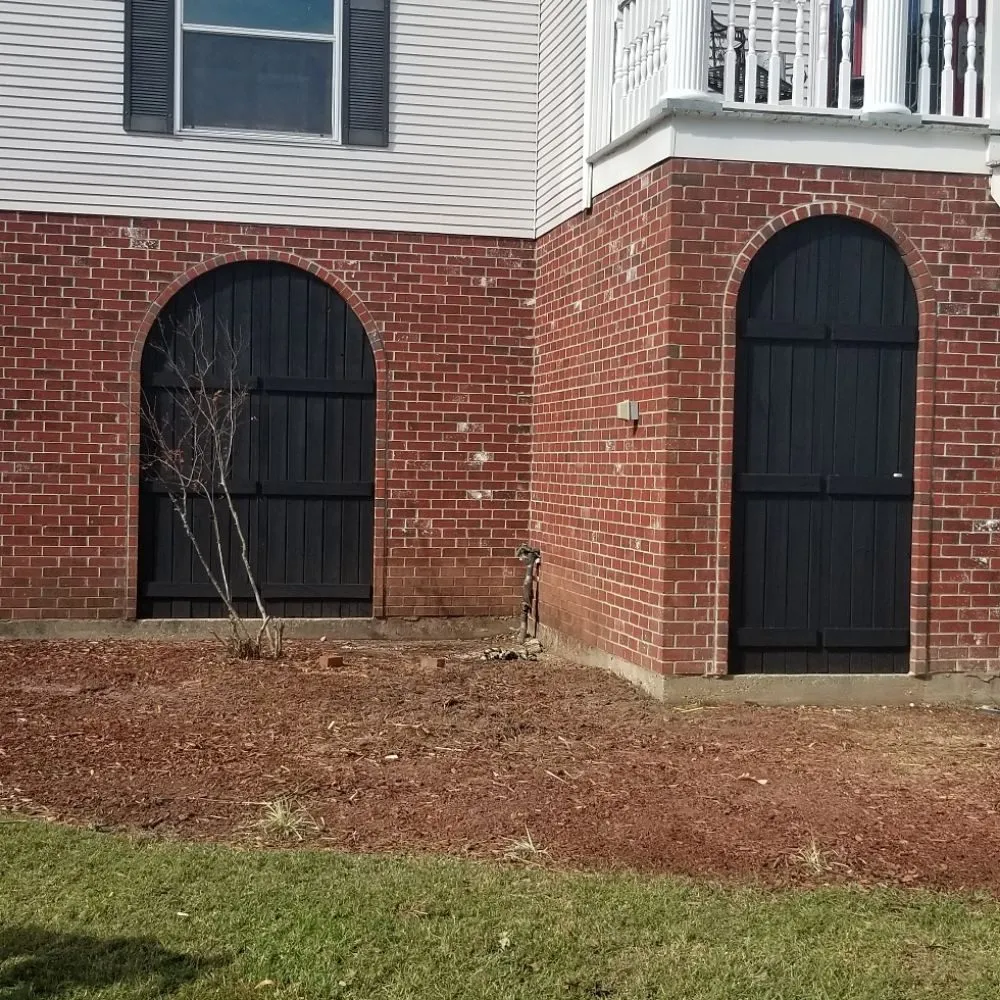 Professional outdoor landscaping experts serving Slidell, LA - Jayroe's Stump Grinding