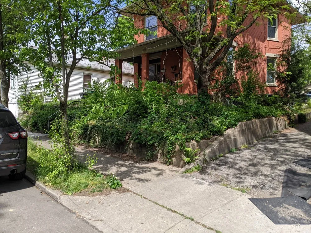 Reliable landscaping services in Cincinnati, OH - Jays Clean Cut