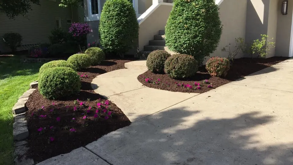 Reliable outdoor landscaping for beautiful yards across Perryville, MO - Jay's Firewood & Mulch