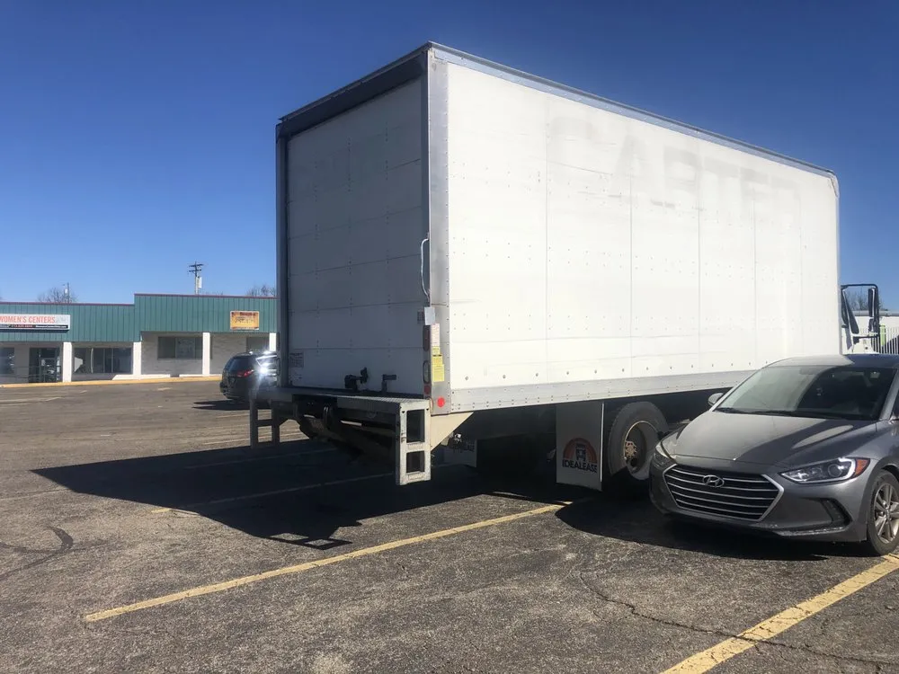 Expert yard cleanup service for beautiful yards in Cincinnati, OH by Jays Hauling & Landscaping