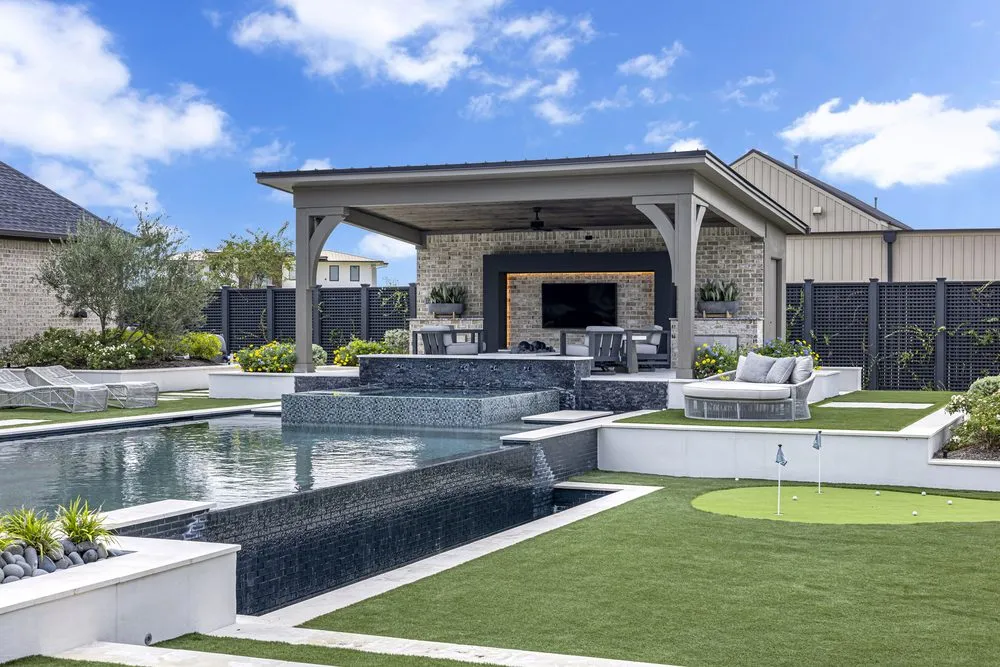 Reliable yard cleanup service in Beaumont, TX - Jays Landscape