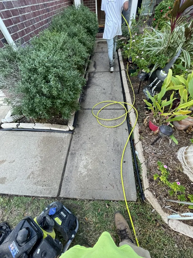 Trusted garden landscaping in Sugar Land, TX - Jay’s landscaping and pressure washing services