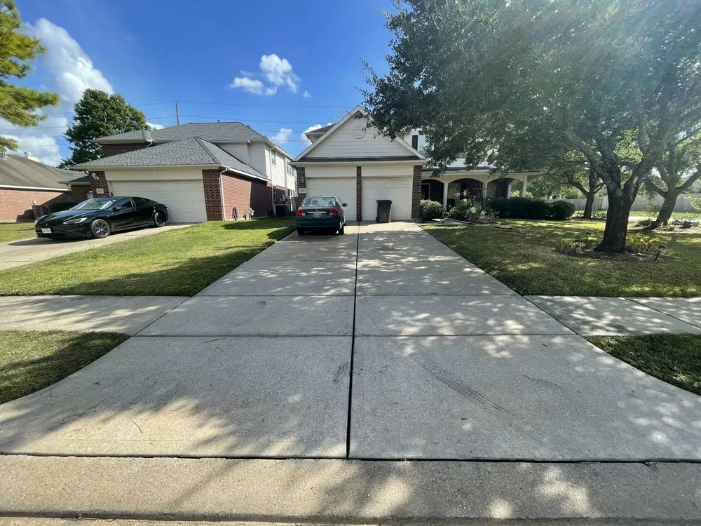 Top-rated landscape design in Sugar Land, TX by Jay’s landscaping and pressure washing services