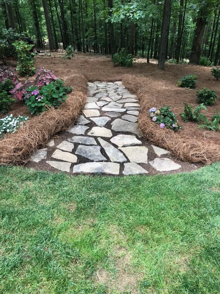 Professional landscaping services experts serving Hartselle, AL - Jay’s Landscaping