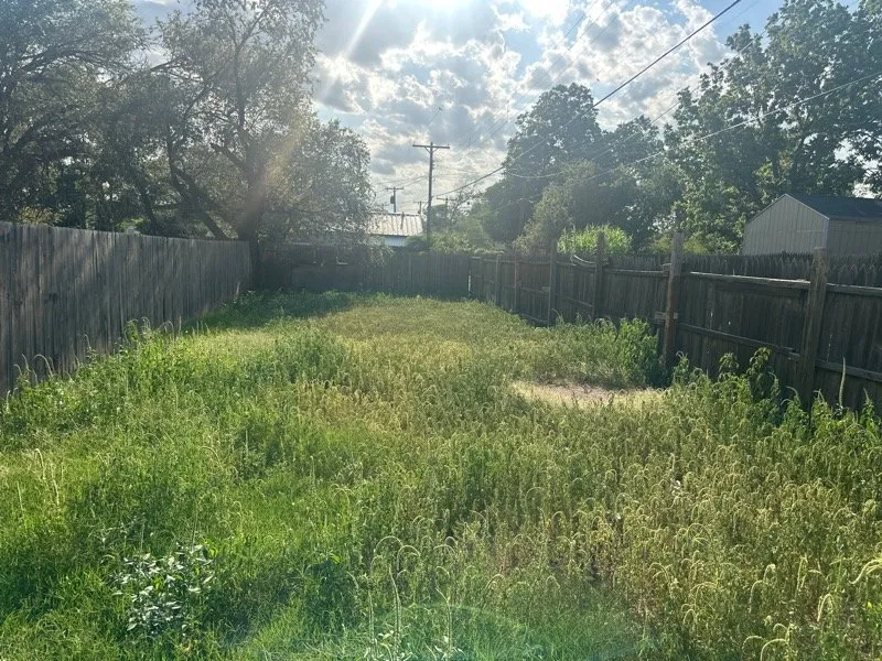 Reliable lawn care service for homes in Lubbock, TX by Jay’s Landscaping