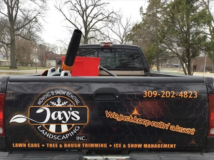 Top-rated yard maintenance for year-round maintenance across Pekin, IL - Jay’s Landscaping