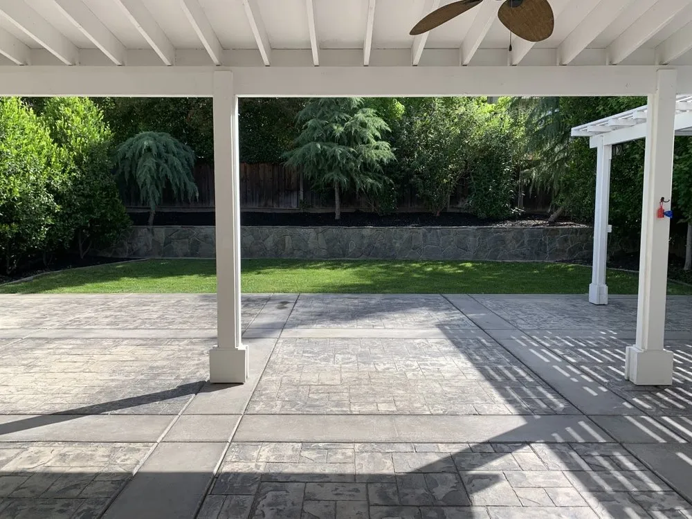 Custom yard maintenance for homes in Lincoln, CA by Jay's Lawn Care