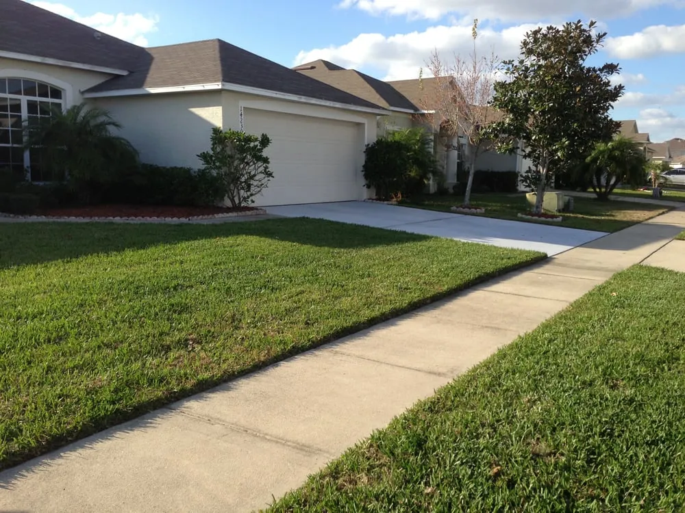 Top-rated outdoor landscaping for homes in Orlando, FL by Jay's Lawn Care Services