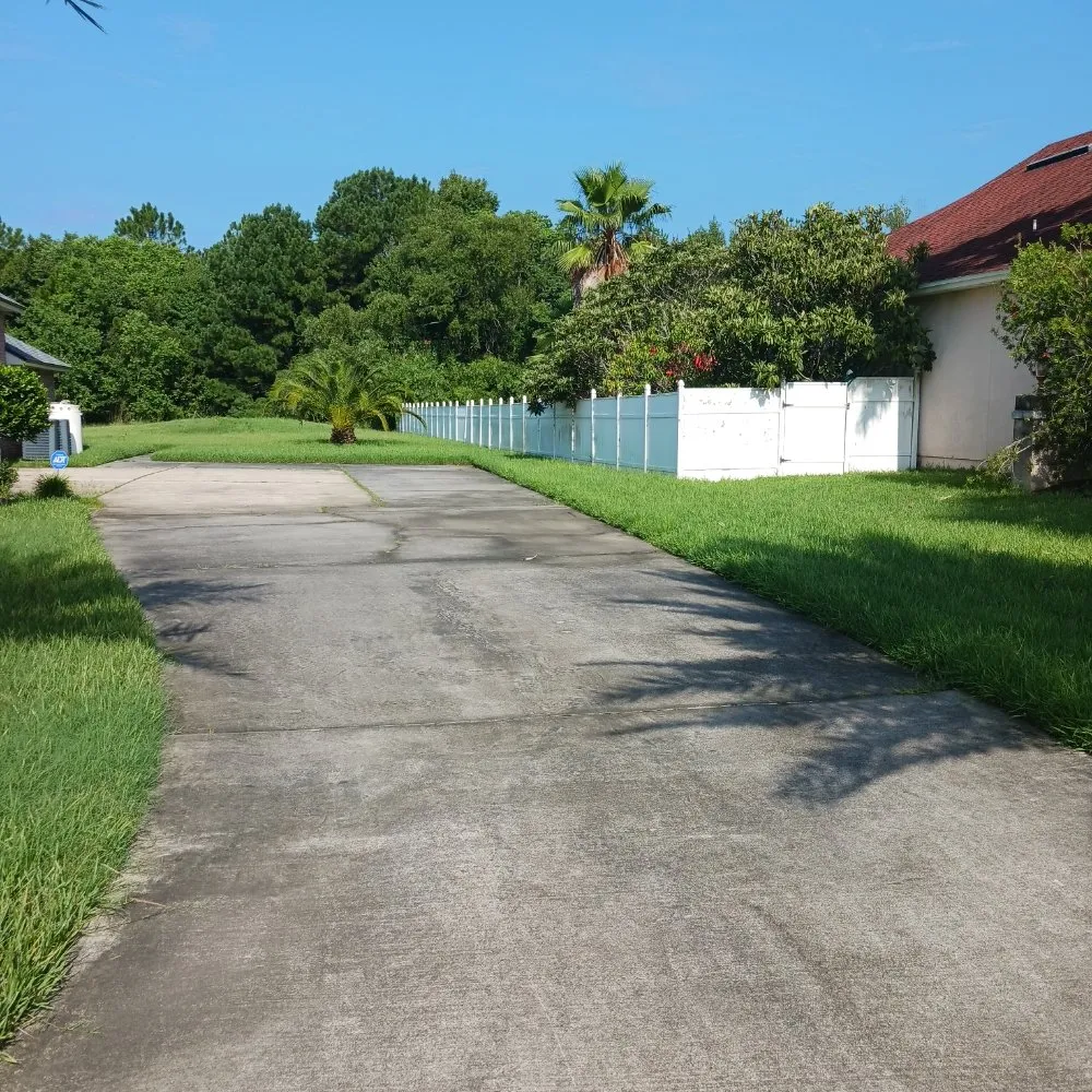 Local landscape design experts serving Jacksonville, FL - Jays Lawn Service