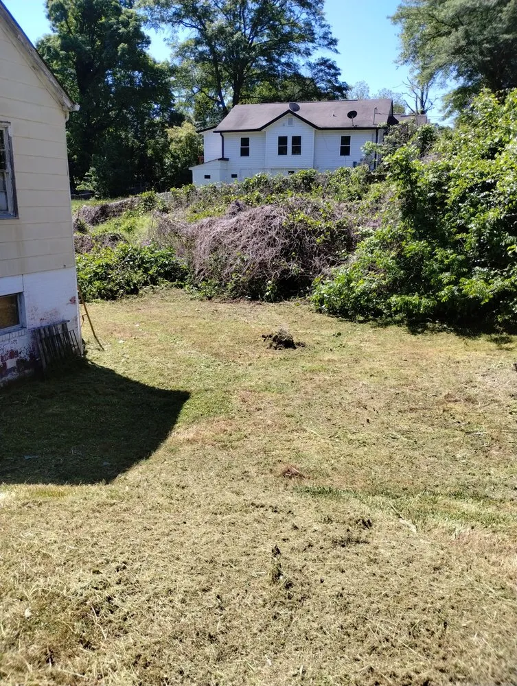 Local garden landscaping in Gastonia, NC by Jay’s Lawncare