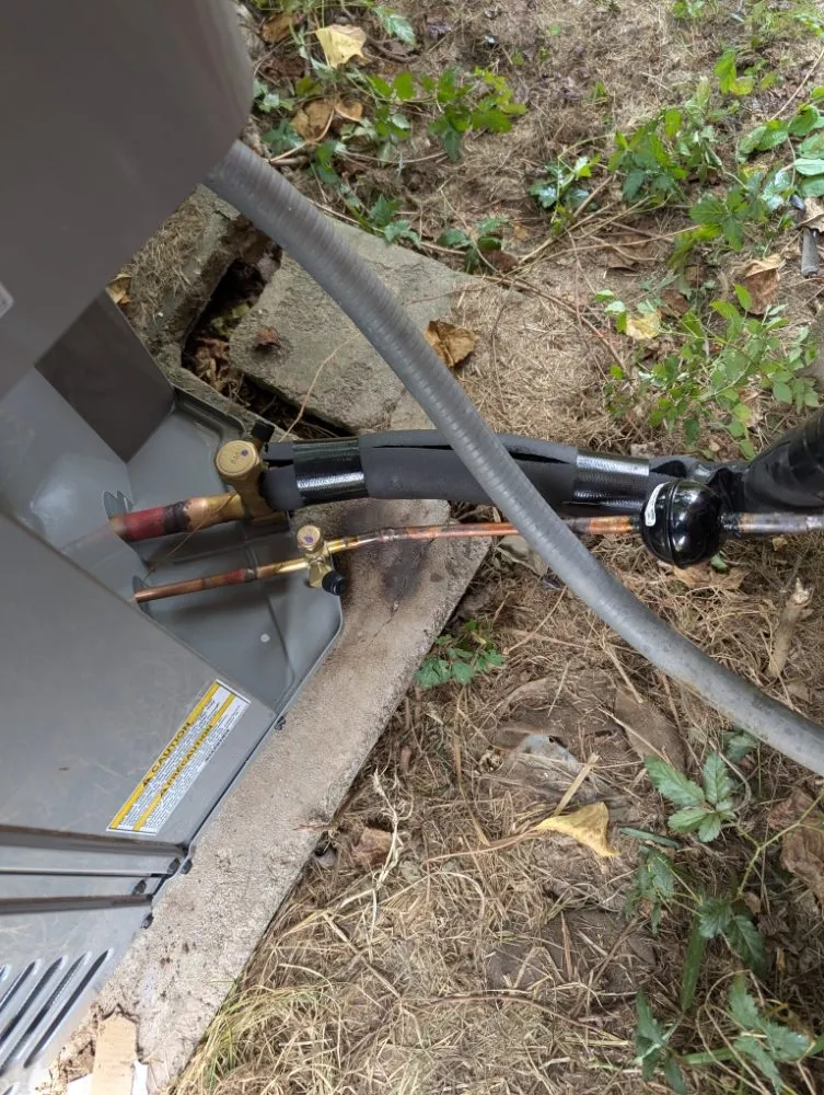 Custom lawn care service in Shreveport, LA - Jay's Maintenance and More