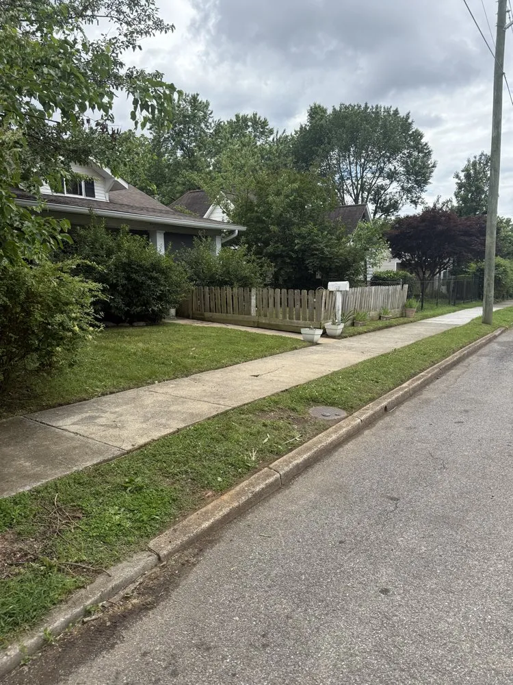 Top-rated garden landscaping for year-round maintenance in Knoxville, TN by Jays Mowing & Landscaping