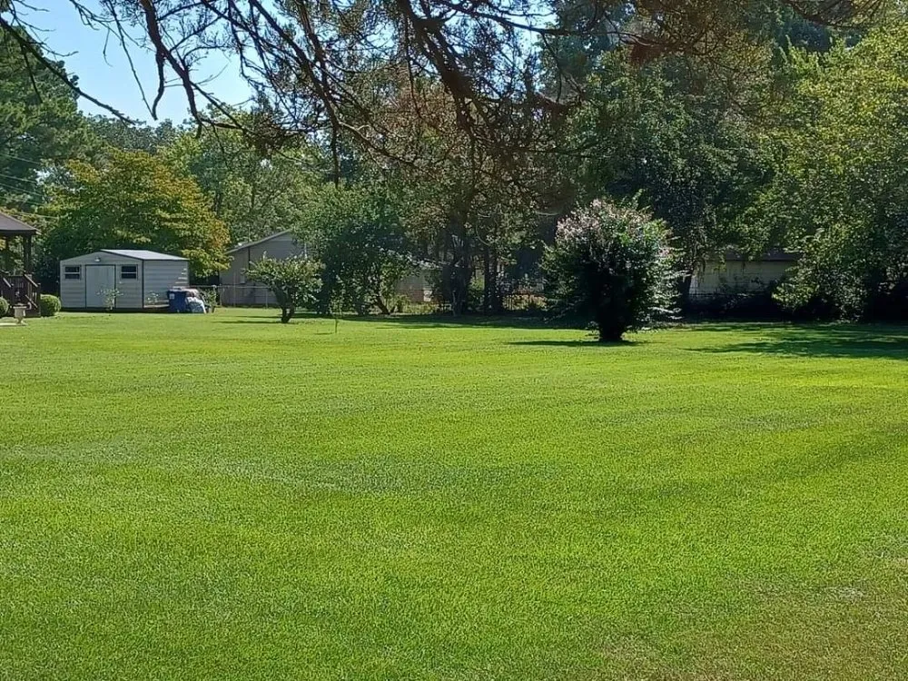 Affordable residential landscaping in Huntsville, AL by Jay's Multi Services