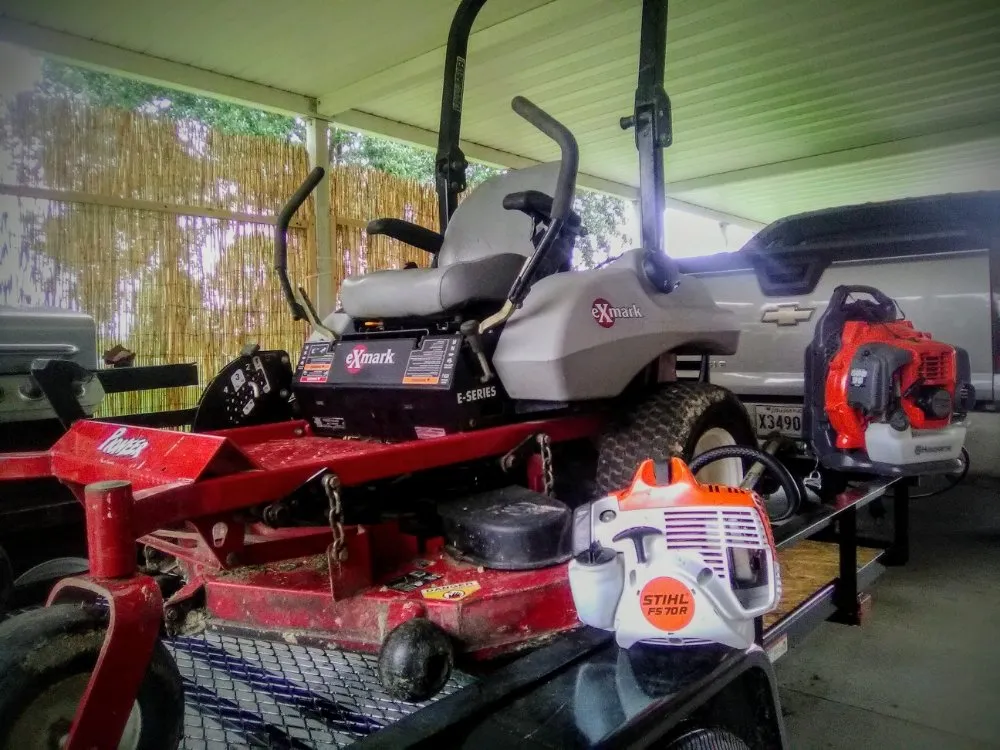 Custom landscaping services experts serving Scott, LA - JAY'S Quality Lawn Care