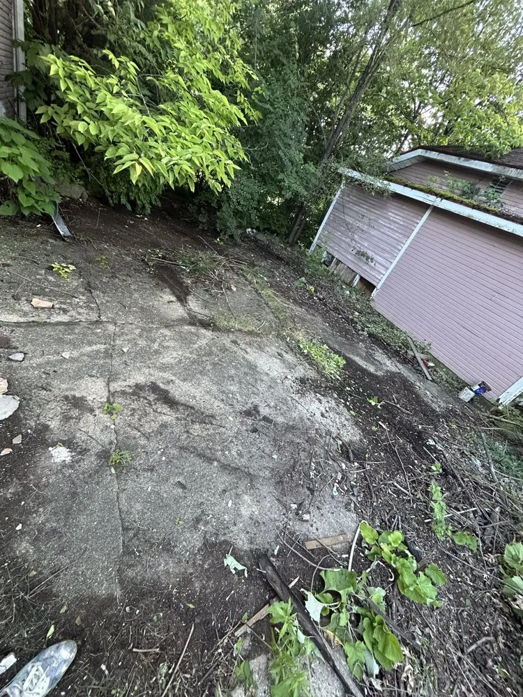 Trusted yard maintenance near you across Dayton, OH - Jay’s Transformations