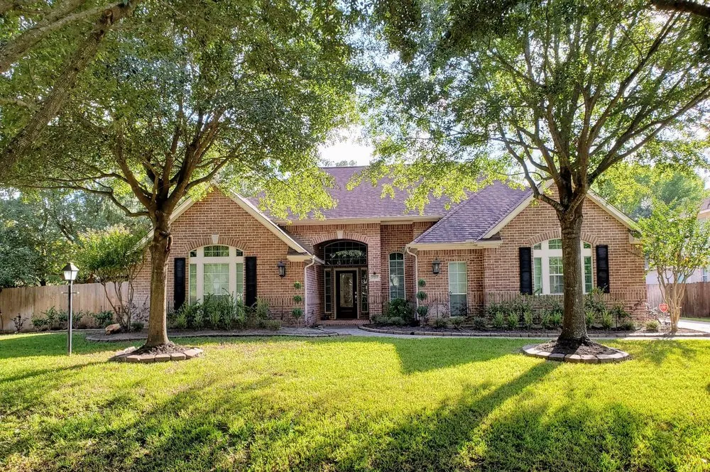 Top-rated landscape design experts serving Cypress, TX - JaySal Landscaping