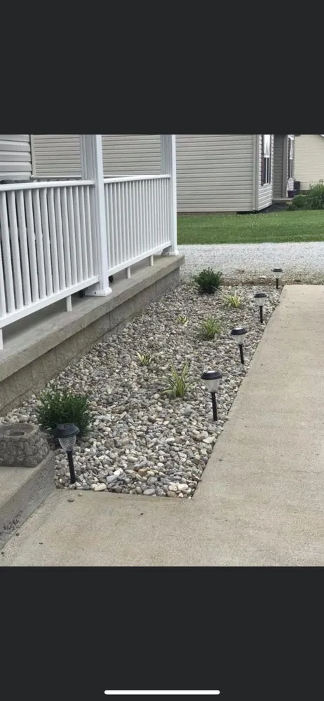 Local lawn care service in Springfield, KY by Jayson’s lawn care