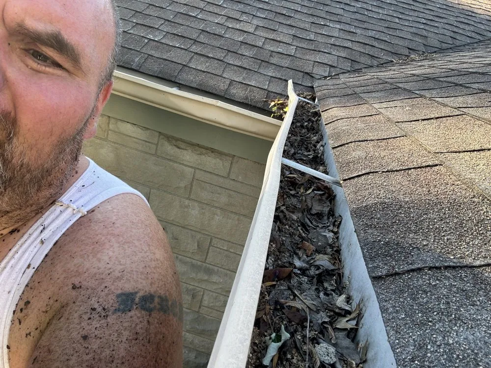 Custom lawn mowing service experts serving Indianapolis, IN - JayyKayy Home&Lawn service