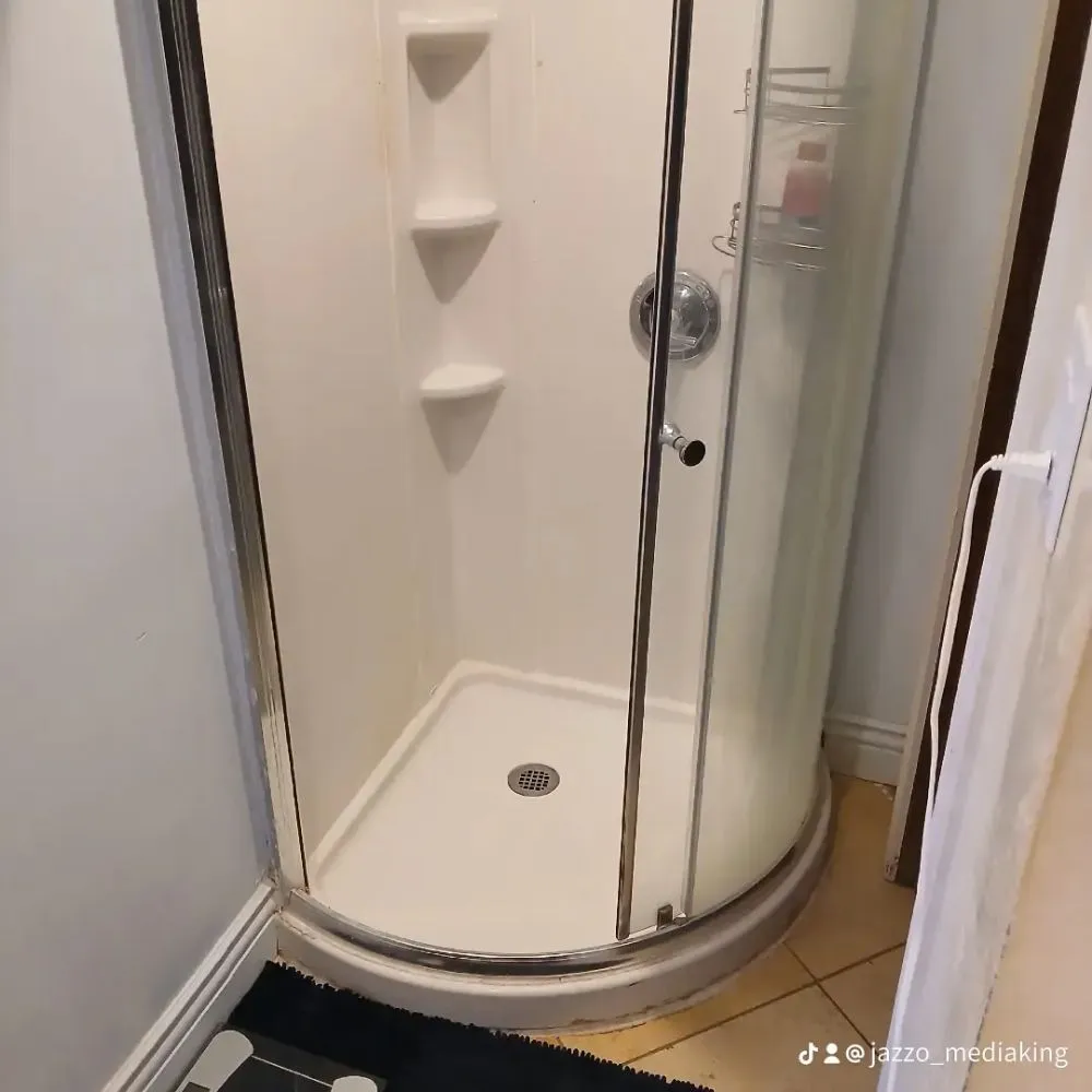 Expert outdoor landscaping with custom design in Philadelphia, PA by Jazzo's Cleaning Service