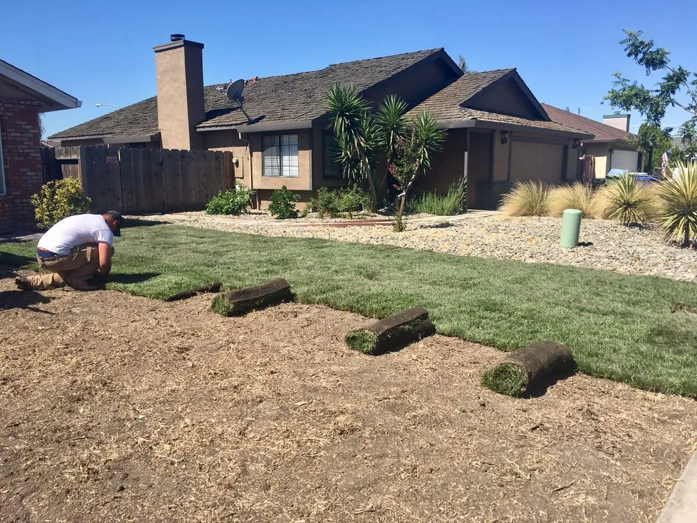 Custom garden landscaping in Turlock, CA by JB & Sons Landscaping