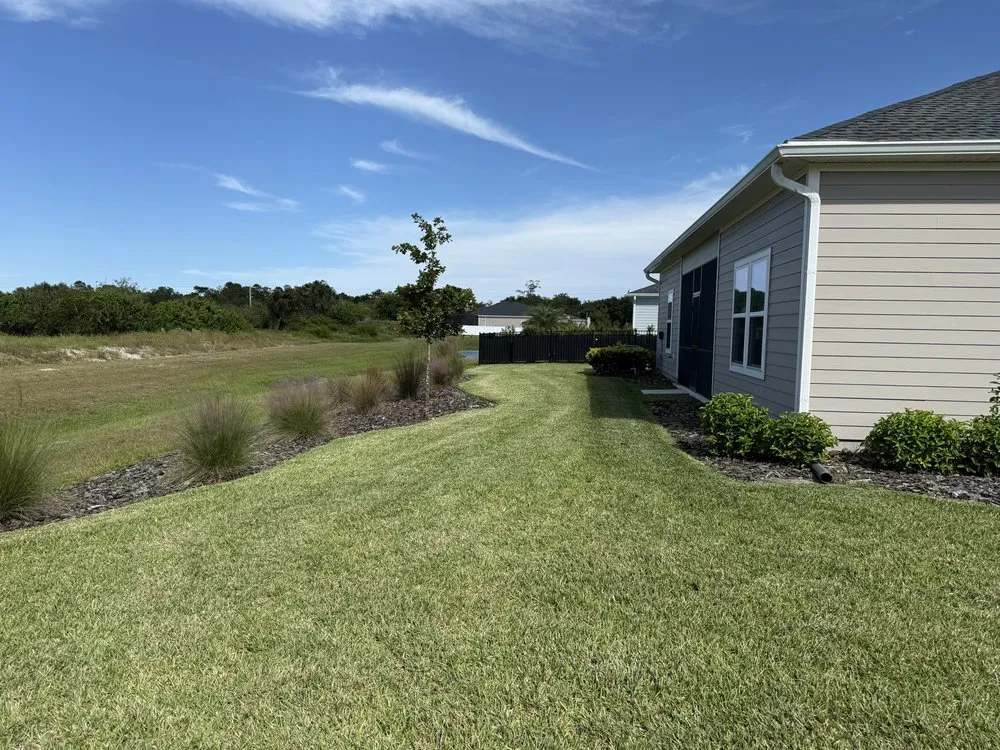 Top-rated yard maintenance experts serving Palm Coast, FL - Jb & Sons Lawn Care