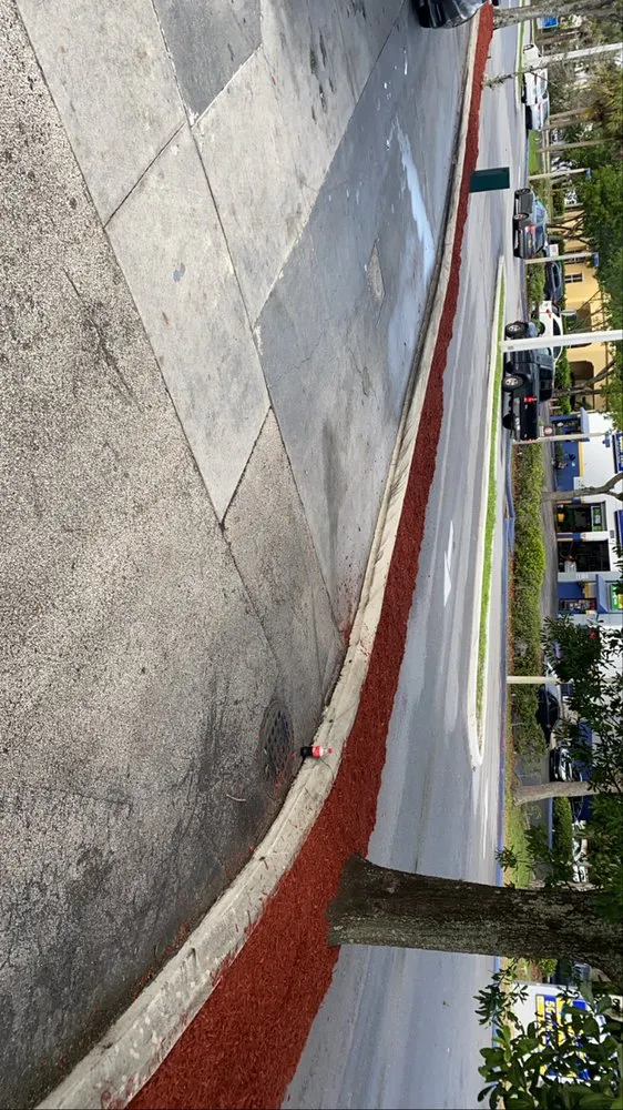 Affordable residential landscaping in Boynton Beach, FL by JB And Son Lawn Care