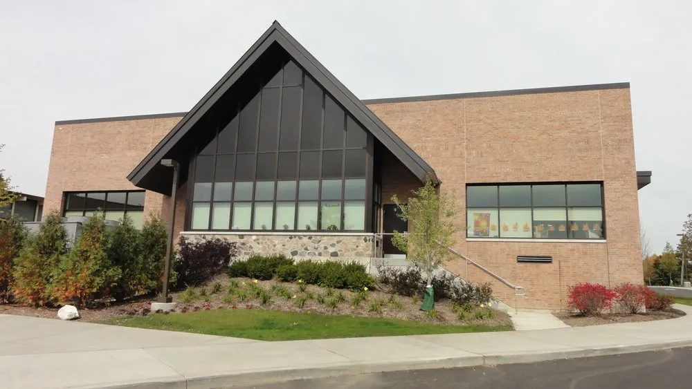 Local outdoor landscaping experts serving Arlington Heights, IL - J.B. Block Enterprises