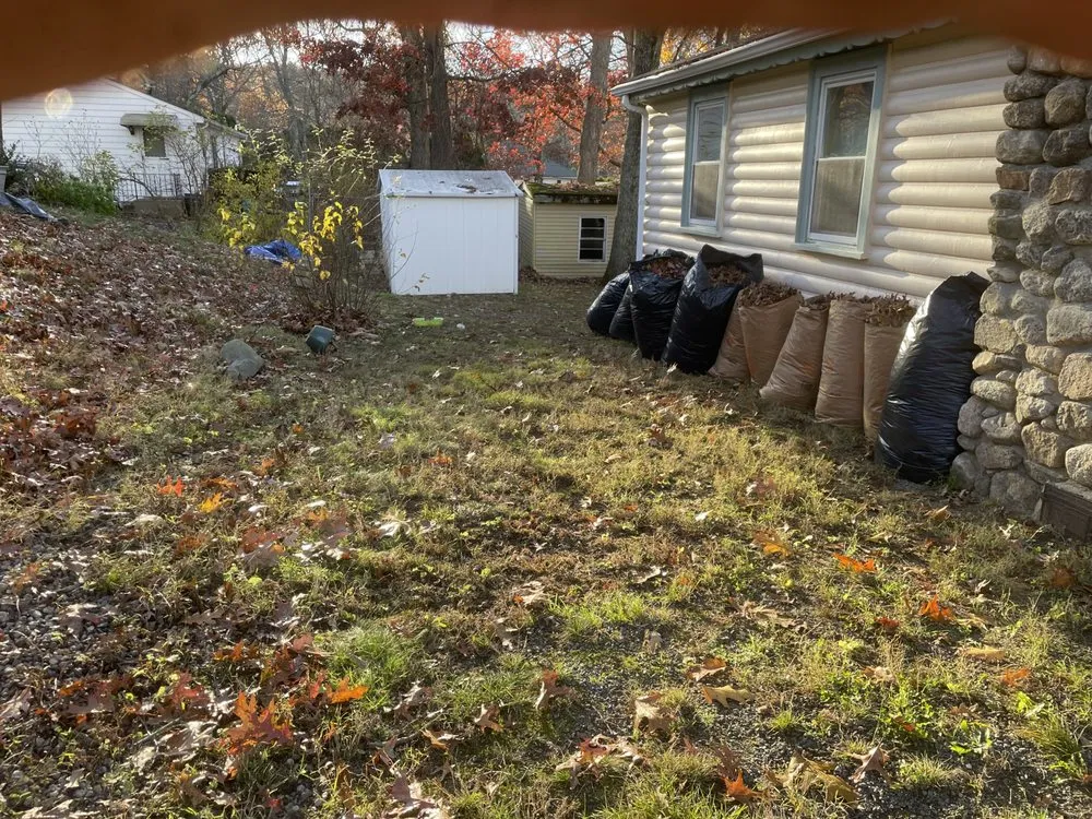 Top-rated garden landscaping for residential properties across Johnston, RI - J&B Customized Landscaping