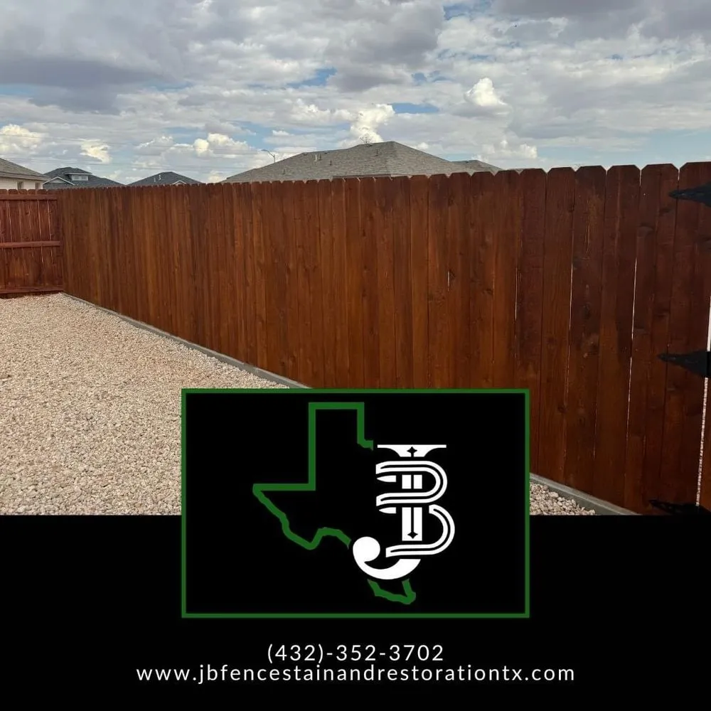 Reliable garden landscaping in Midland, TX by JB Fence Stain and Restoration
