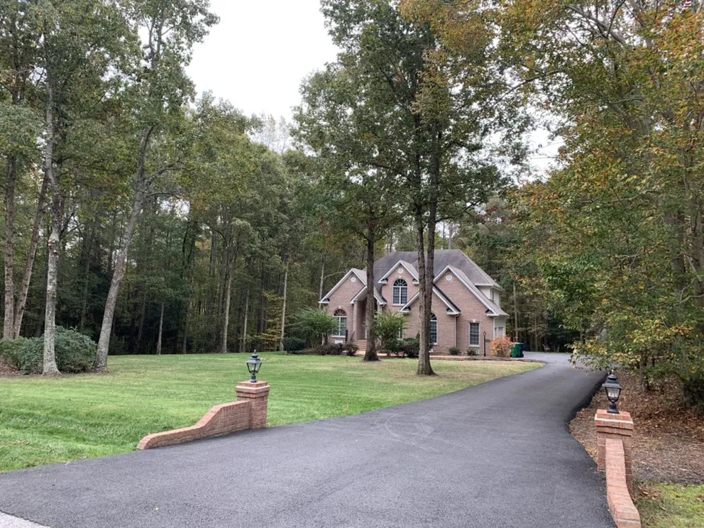 Local landscaping services in Richmond, VA by JB Grounds Services