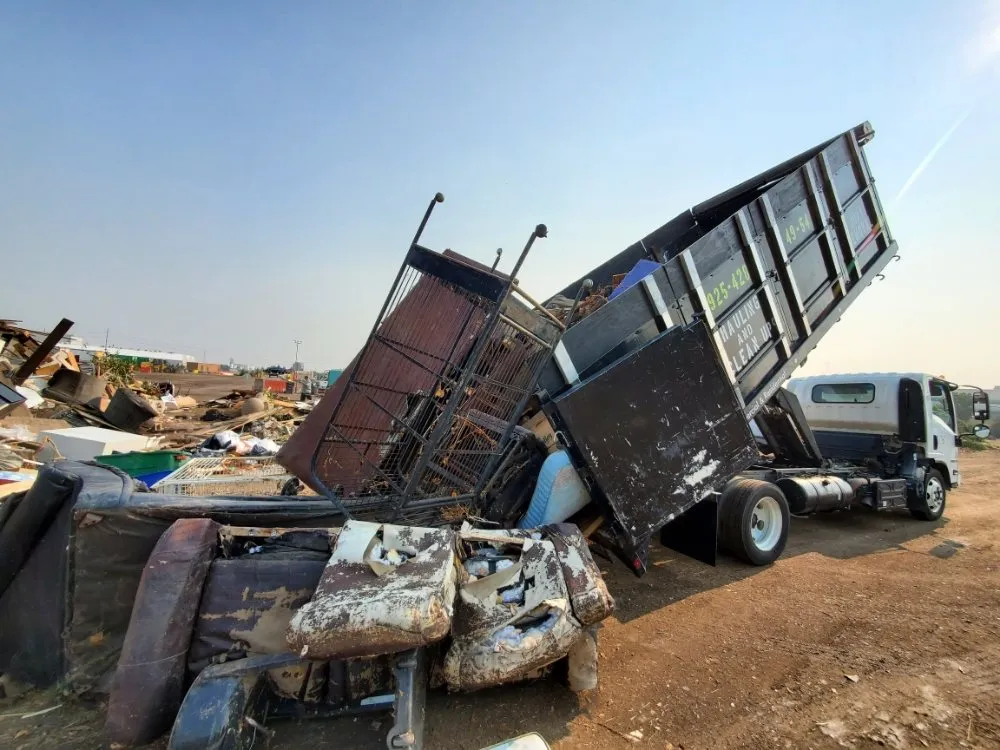 Custom garden landscaping in Antioch, CA - J&B Hauling and Clean Up