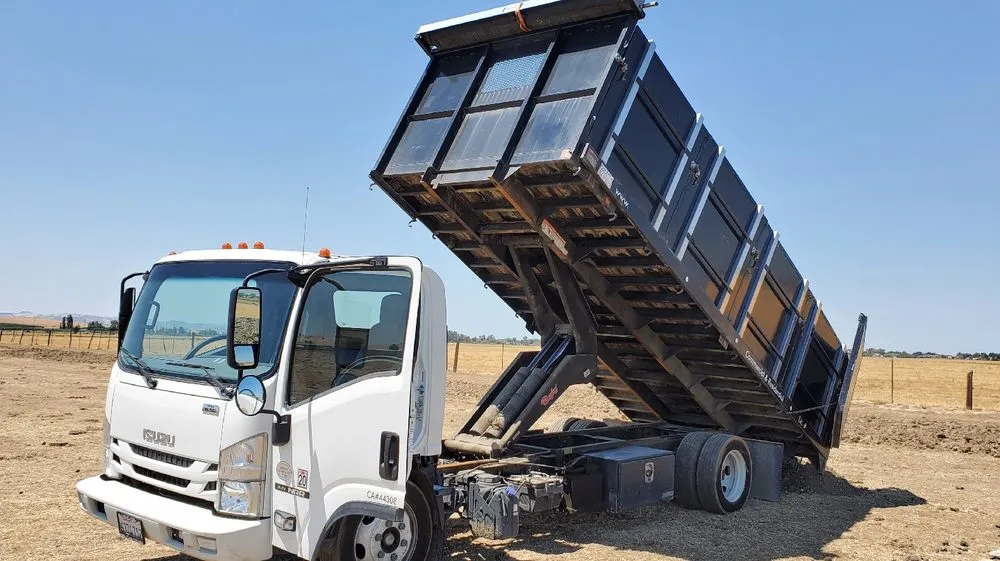 Local garden landscaping in Antioch, CA by J&B Hauling and Clean Up