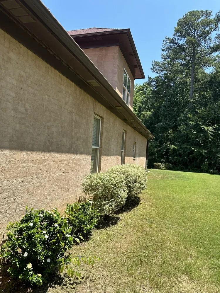 Custom garden landscaping experts serving Calera, AL - J&B Landscaping