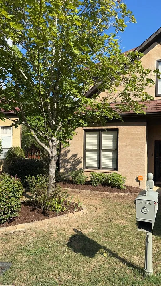 Trusted yard cleanup service in Calera, AL - J&B Landscaping