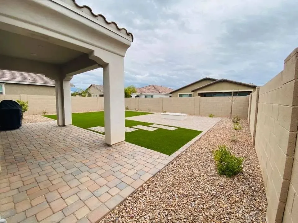 Professional yard maintenance in Las Vegas, NV - J&B Landscaping